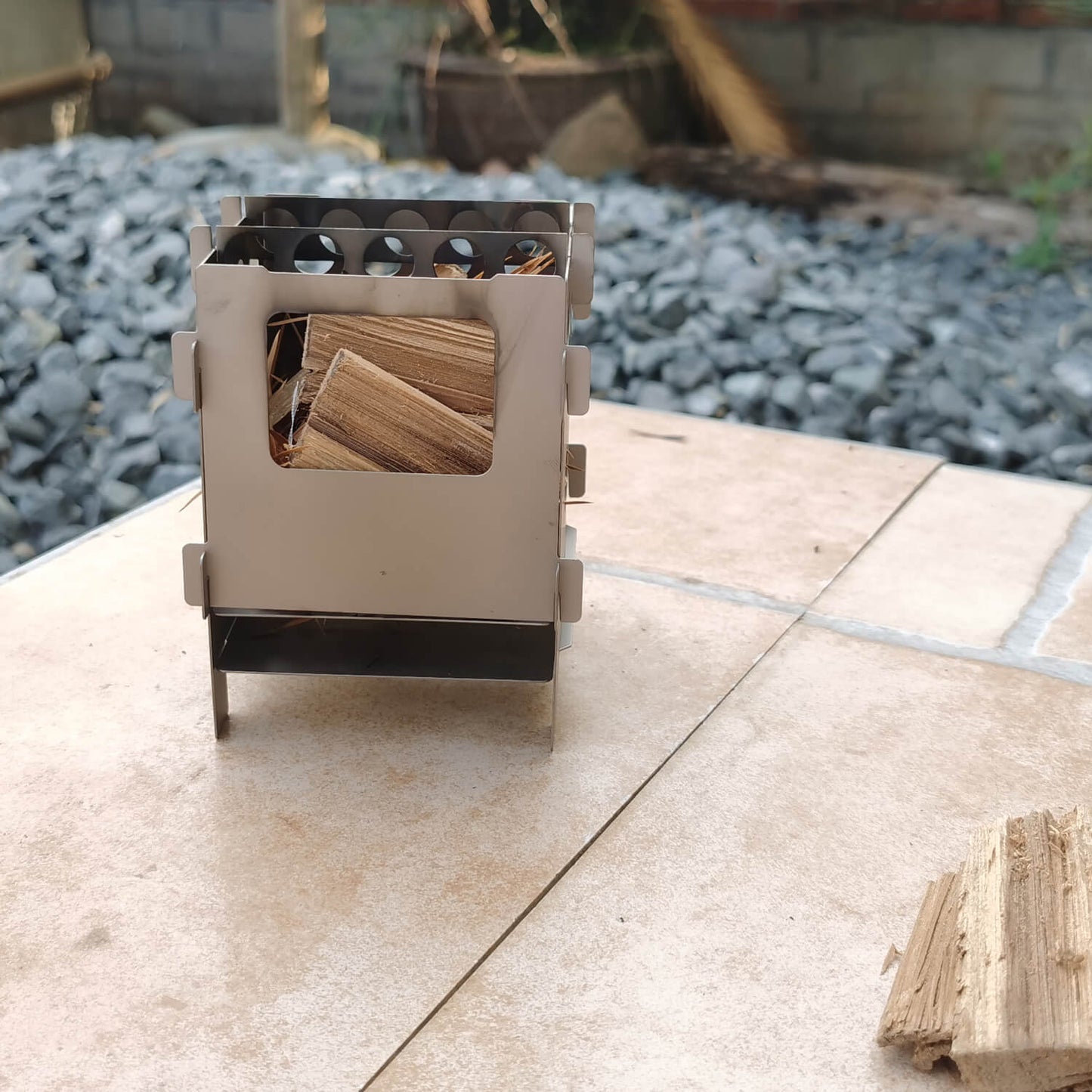 Titanium Flat-Pack Stove